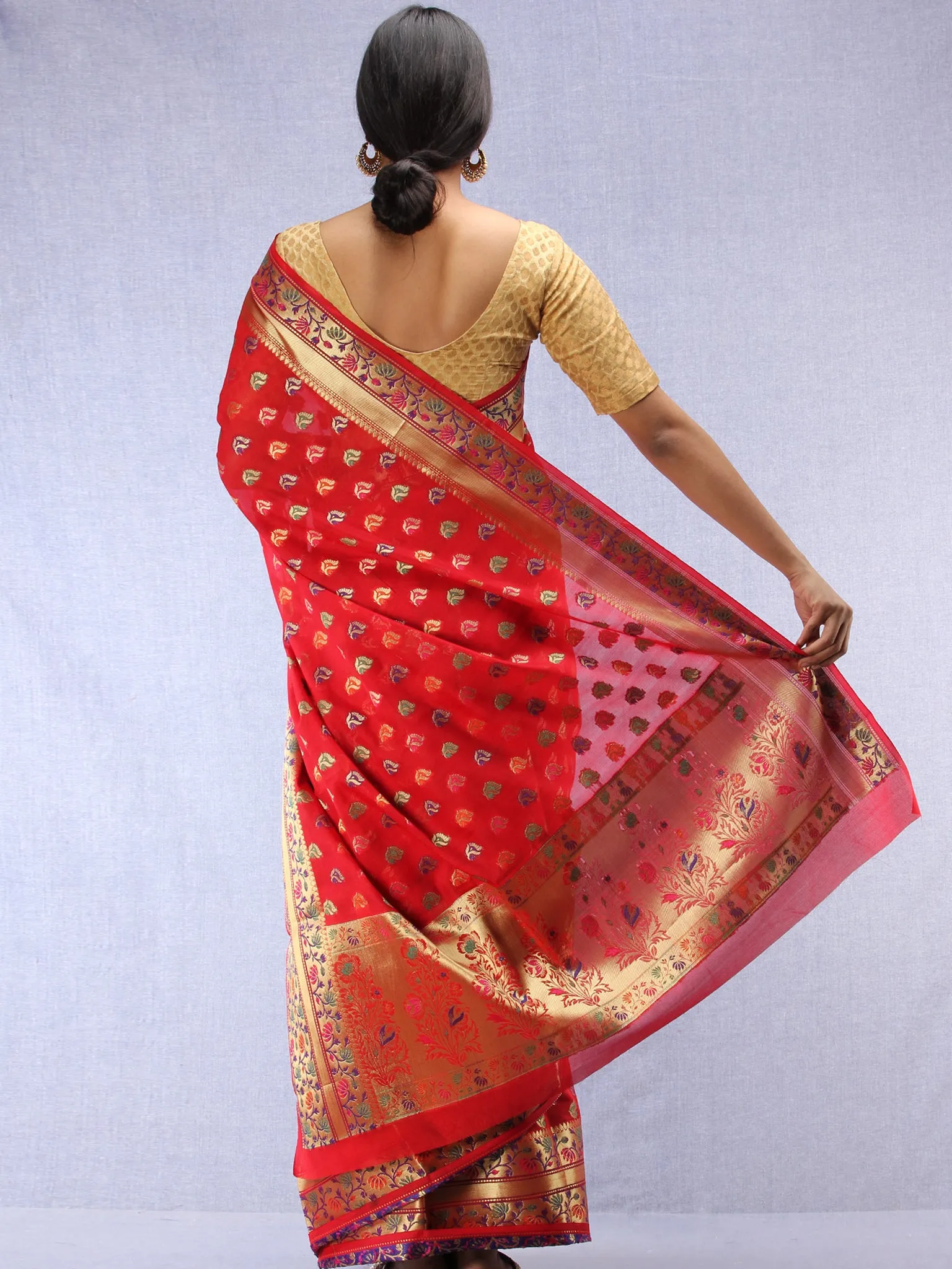 Banarasee Chanderi Silk Saree With Meenakari Work - Red & Gold - S031704428