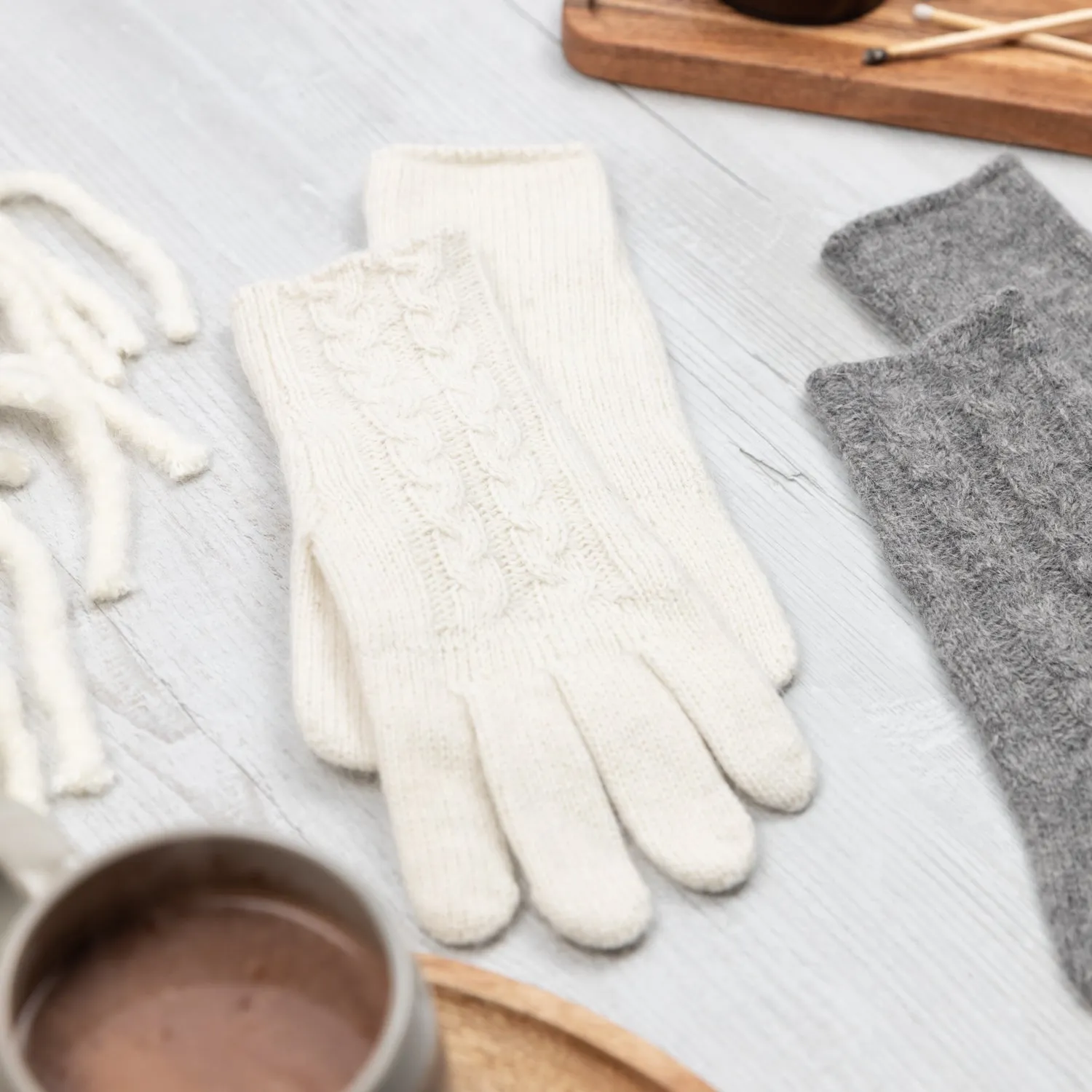 Cable Knit Gloves