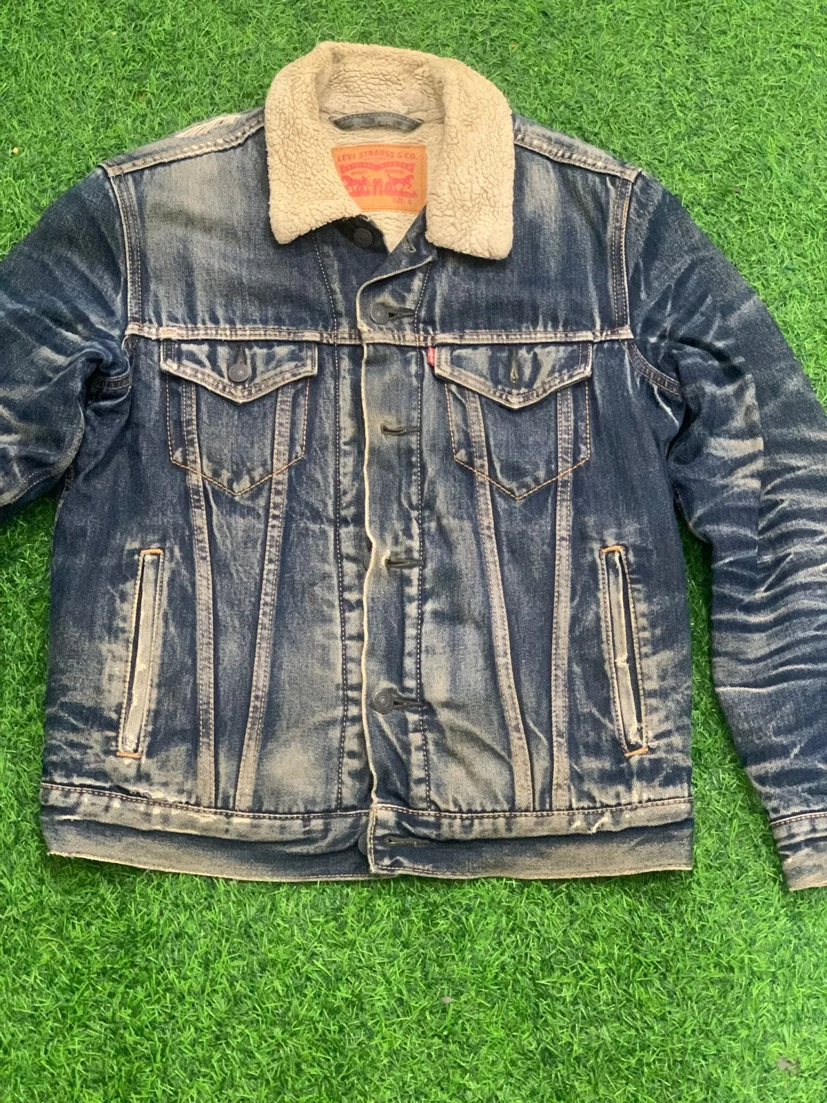 Denim jackets bundle of 14 pcs grade "A/B"