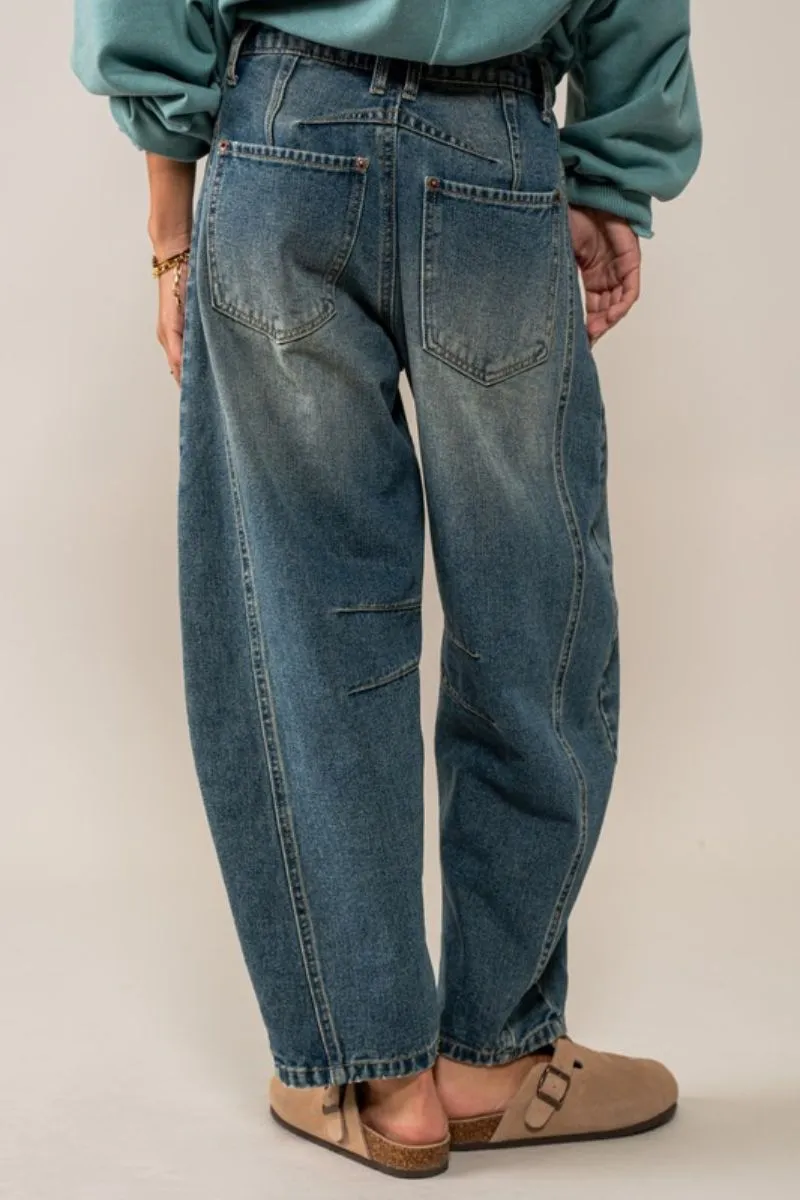 Distressed Essence Barrel Jeans