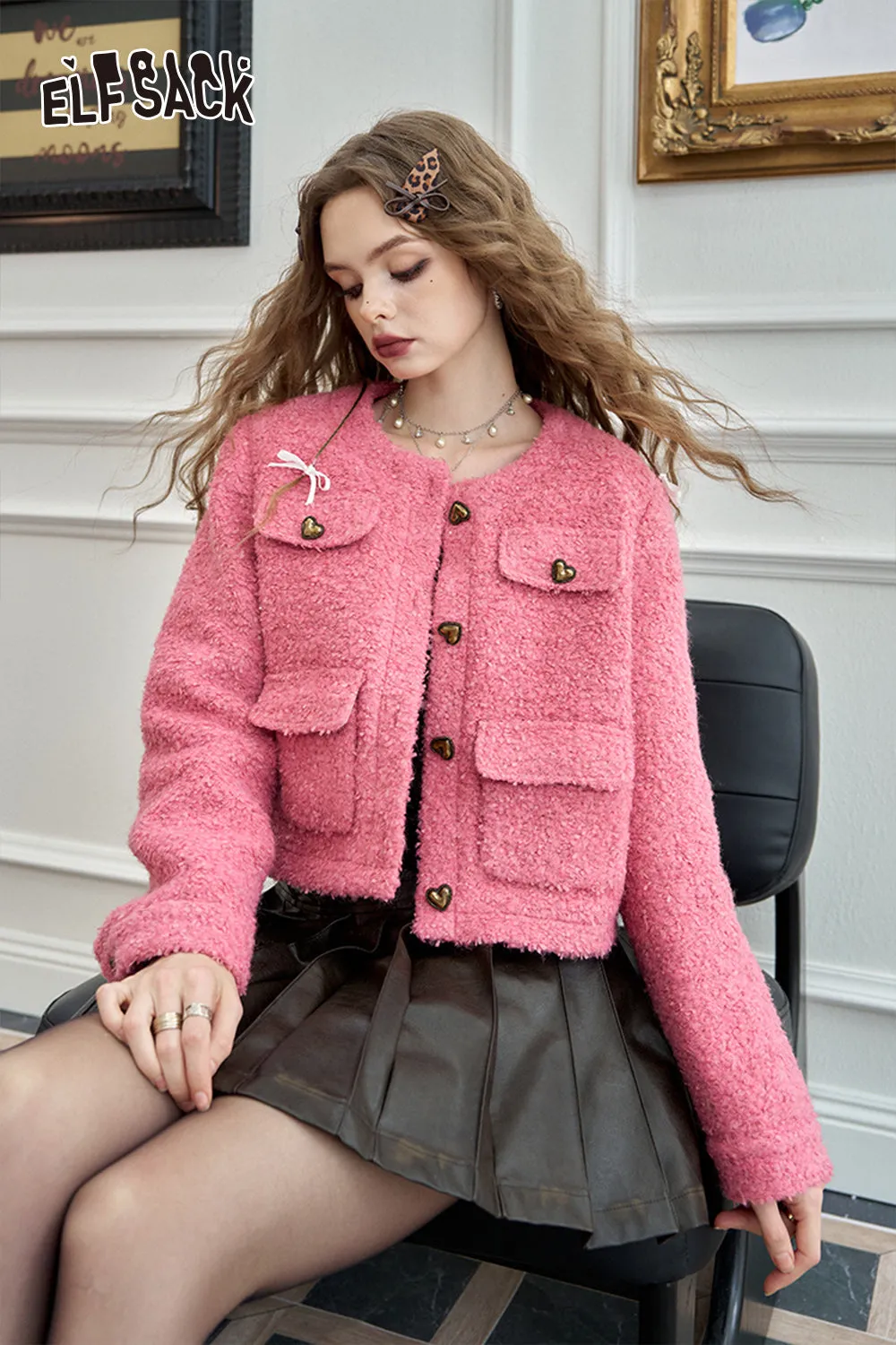 ELFSACK 2024 Winter New Arrivals Winter coat with heart-shaped button short jacket for women