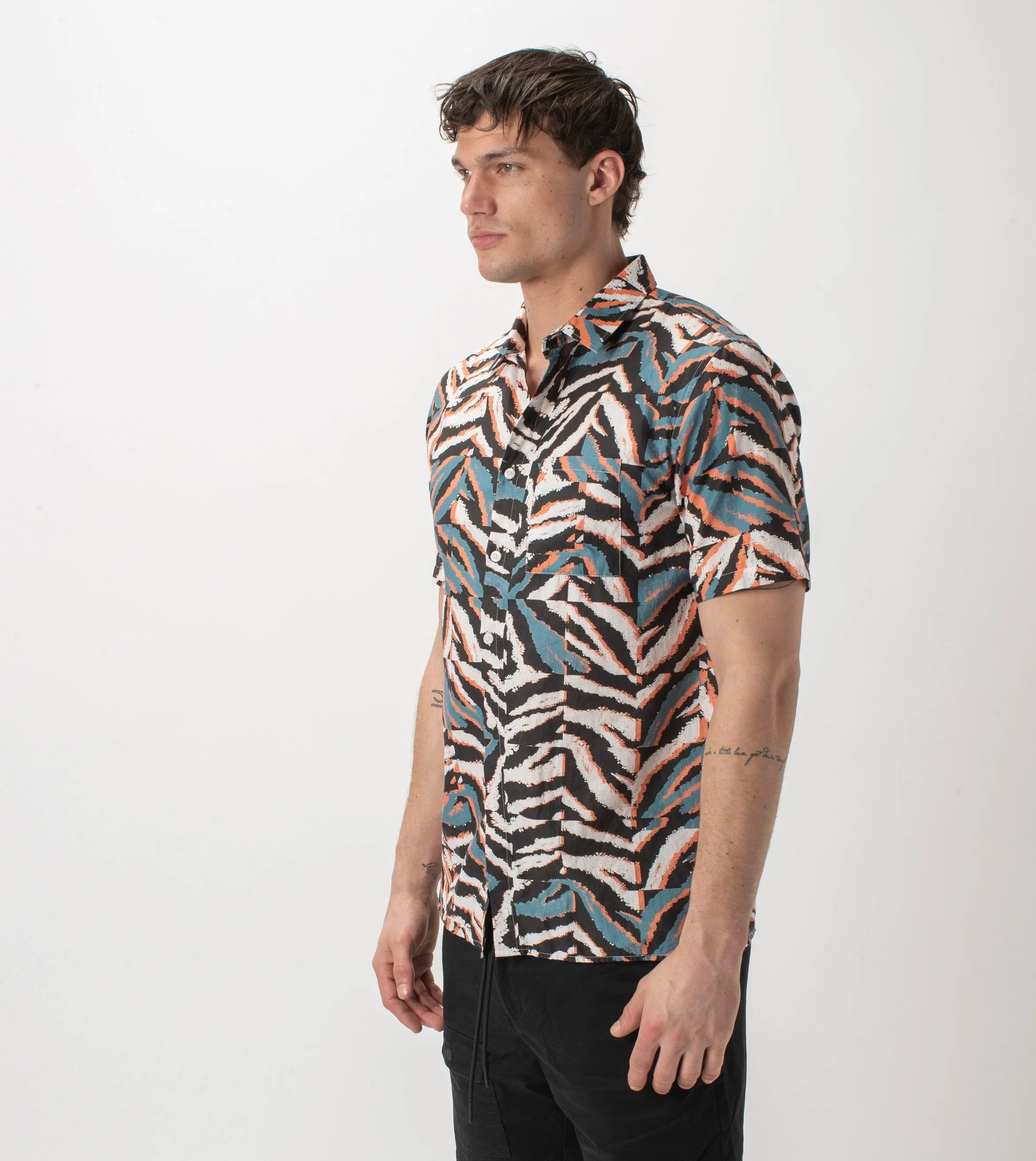 Glitch Zeb SS Shirt Dusty Blue