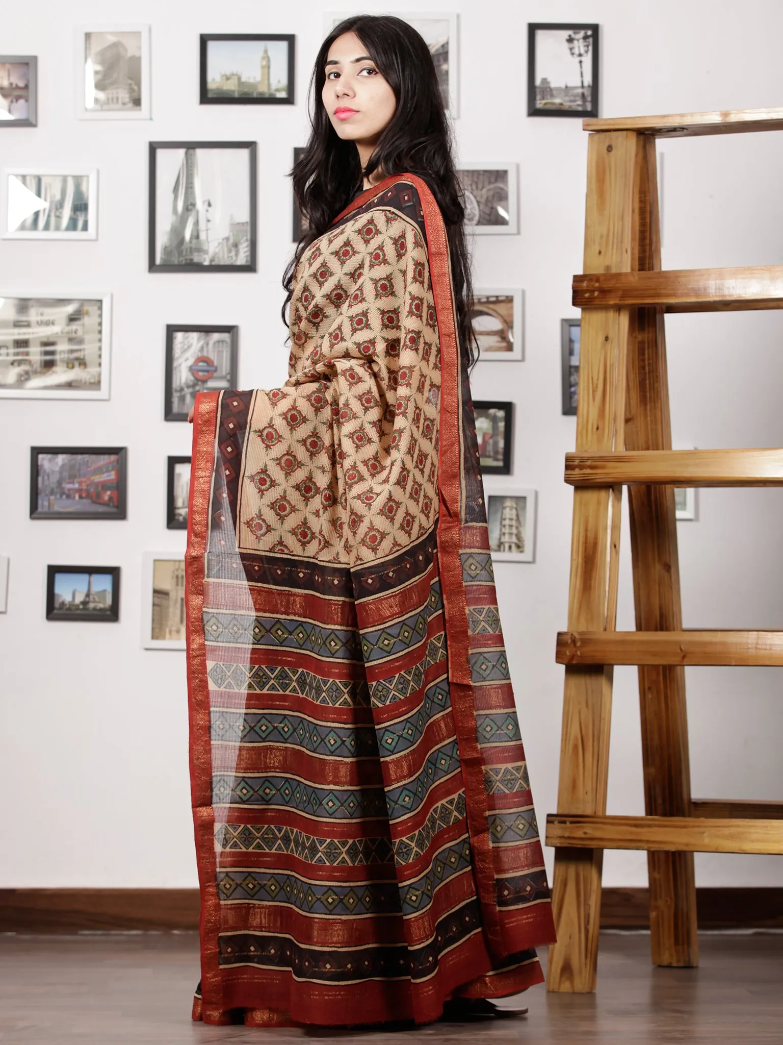 Ivory Red Black Maheshwari Silk Hand Block Printed Saree With Zari Border - S031702981